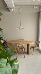 Mesa de comedor OVA