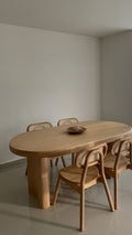 Mesa de comedor OVA