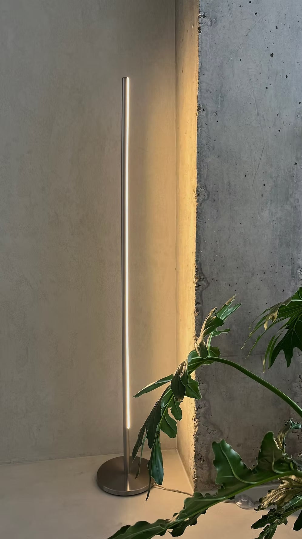 Lámpara LINE LED SILVER